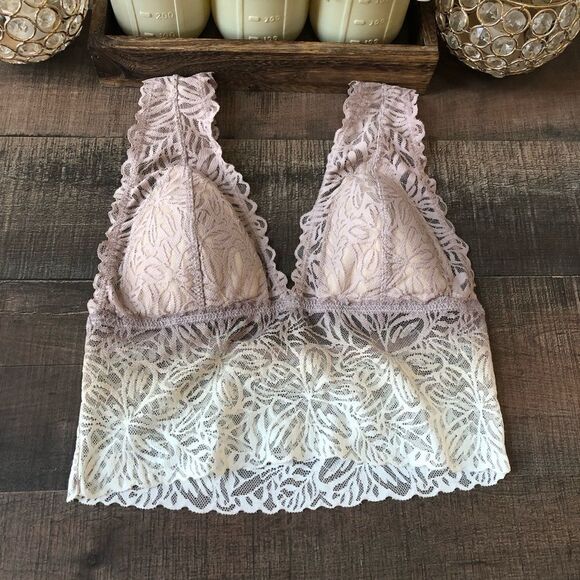 COPY - Aerie Bralette - Picture 1 of 3